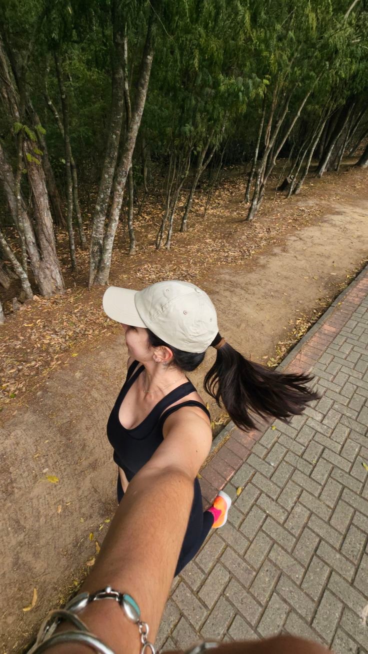 running-🏃🏻_♀️