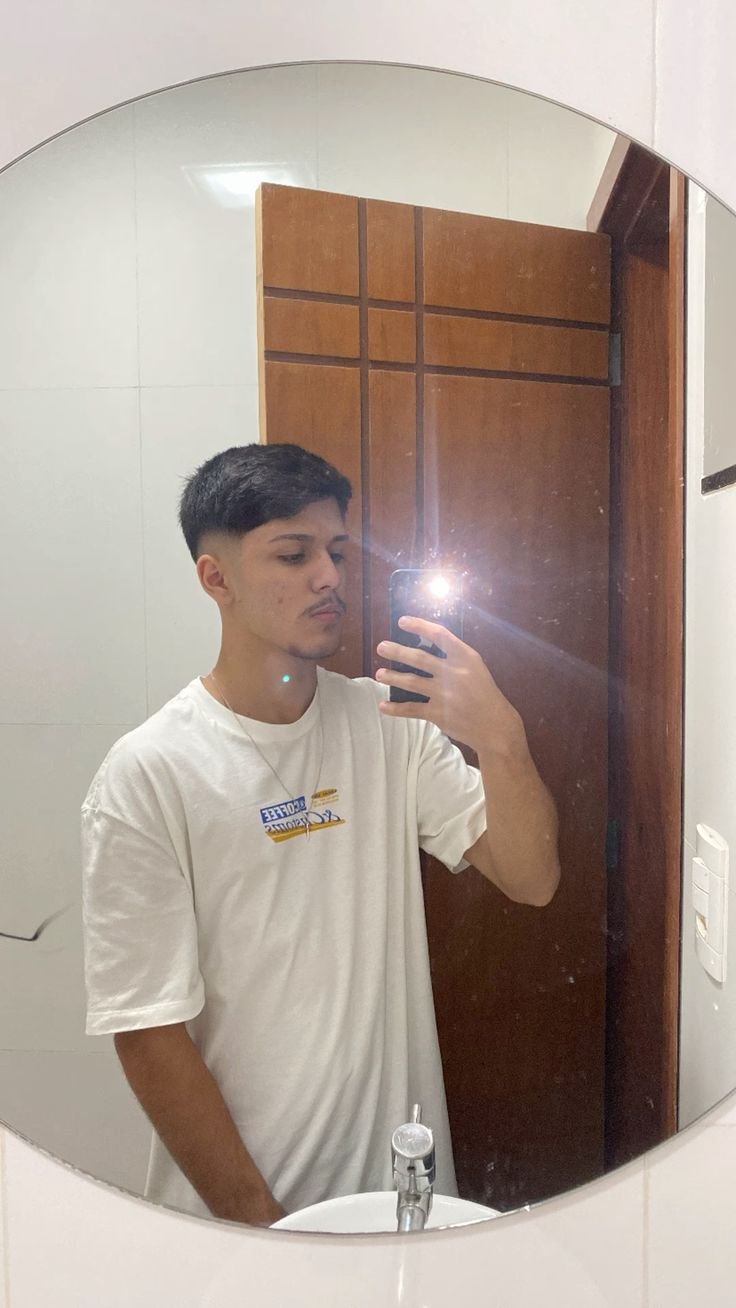 👾